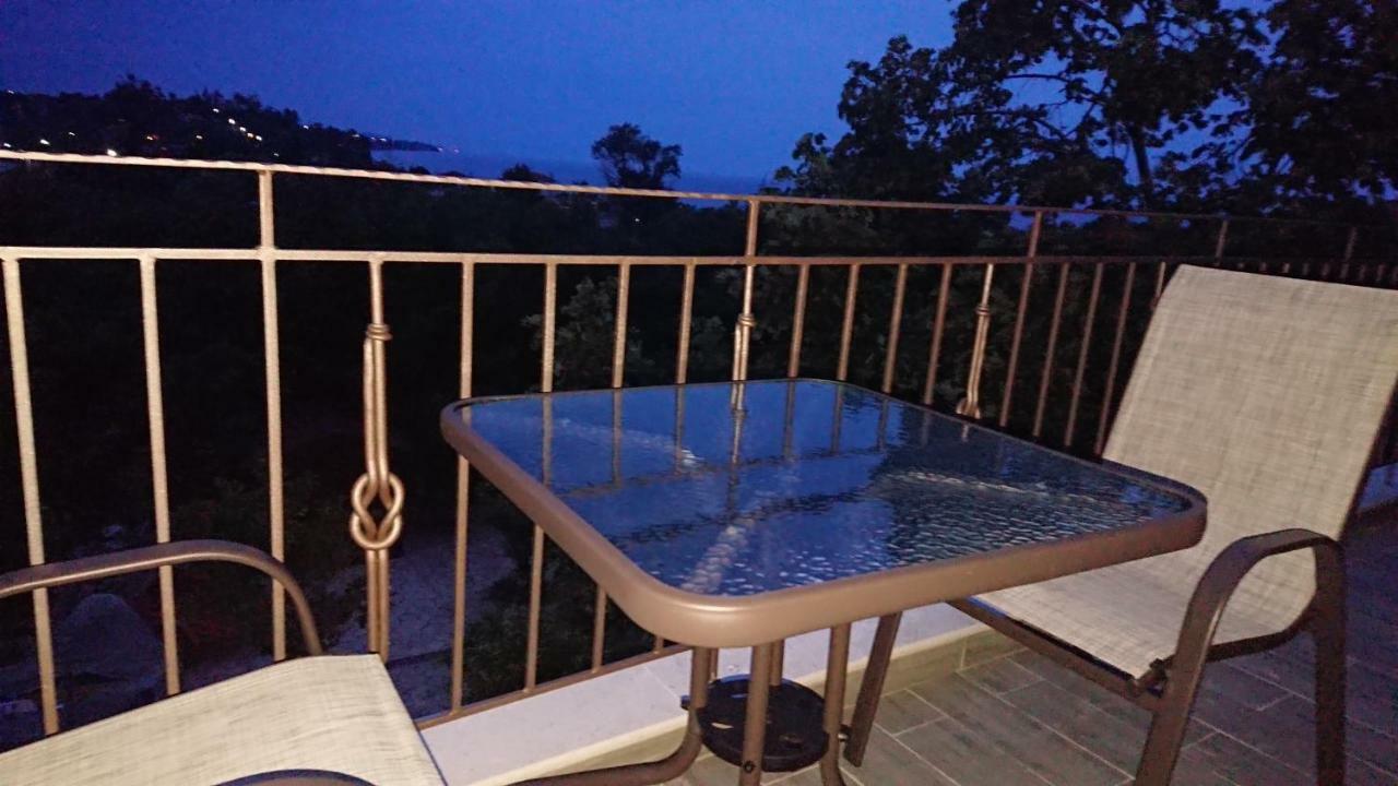 Apartament Stone House With Seaview Nea Poteidaia Zewnętrze zdjęcie